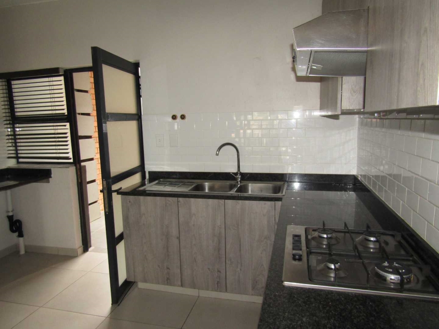 To Let 3 Bedroom Property for Rent in Bartlett Gauteng