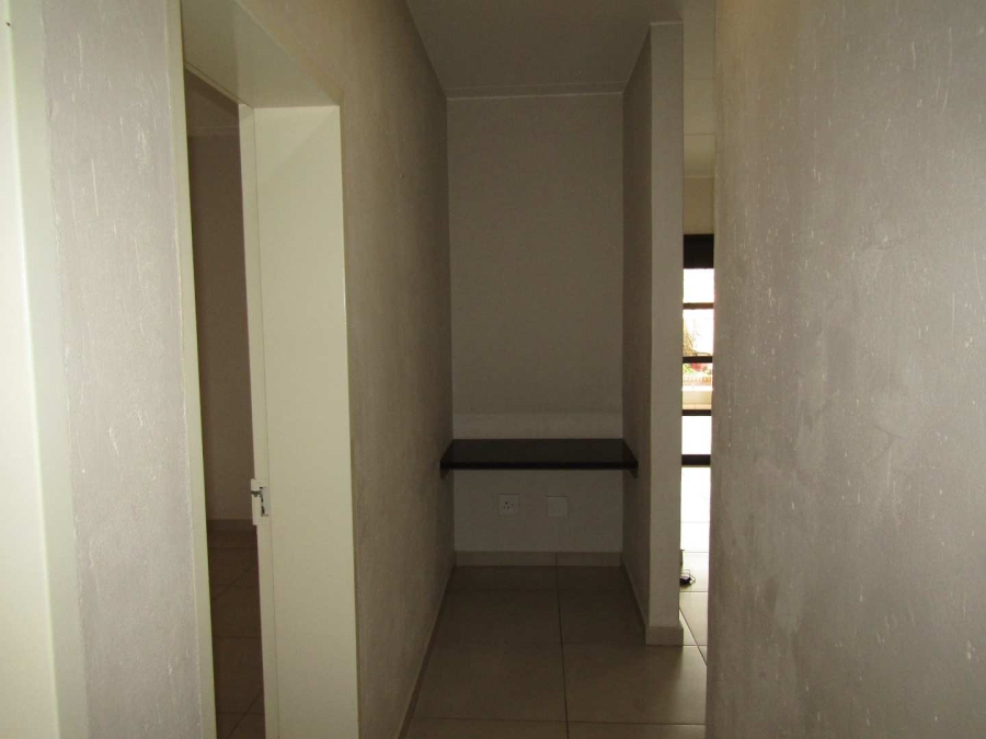 To Let 3 Bedroom Property for Rent in Bartlett Gauteng