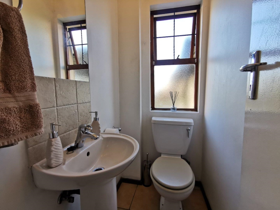 To Let 2 Bedroom Property for Rent in Albertsdal Gauteng