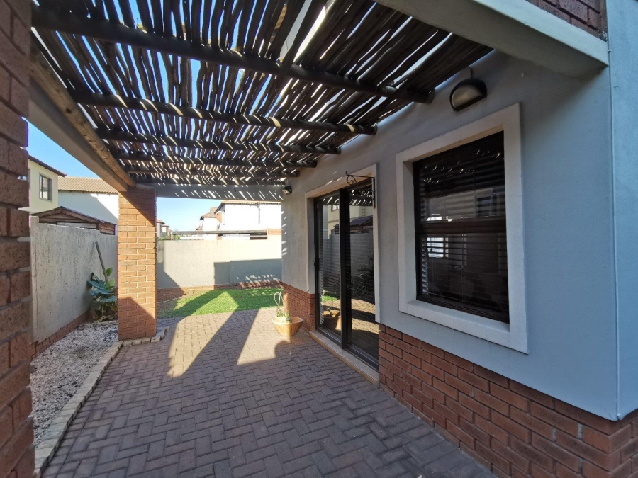 To Let 2 Bedroom Property for Rent in Albertsdal Gauteng