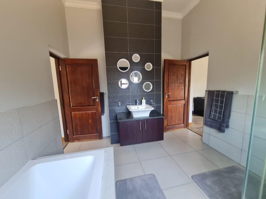 3 Bedroom Property for Sale in Eye of Africa Gauteng