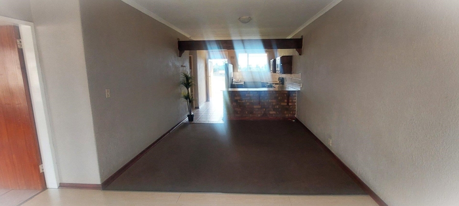 To Let 2 Bedroom Property for Rent in Brackendowns Gauteng