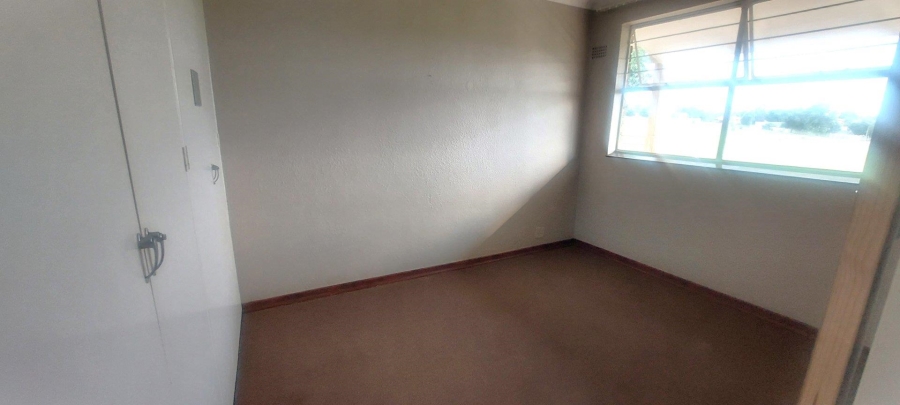 To Let 2 Bedroom Property for Rent in Brackendowns Gauteng