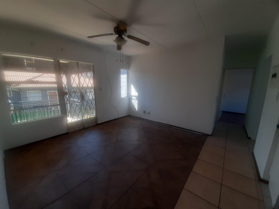 To Let 2 Bedroom Property for Rent in Linmeyer Gauteng