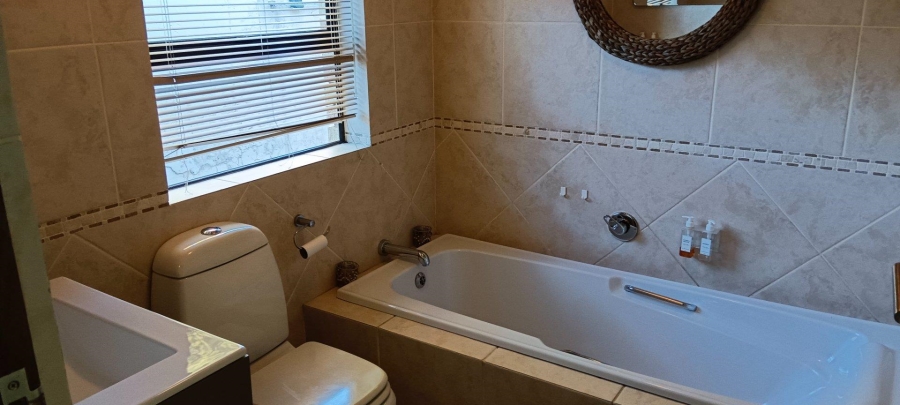 To Let 2 Bedroom Property for Rent in Bassonia Gauteng