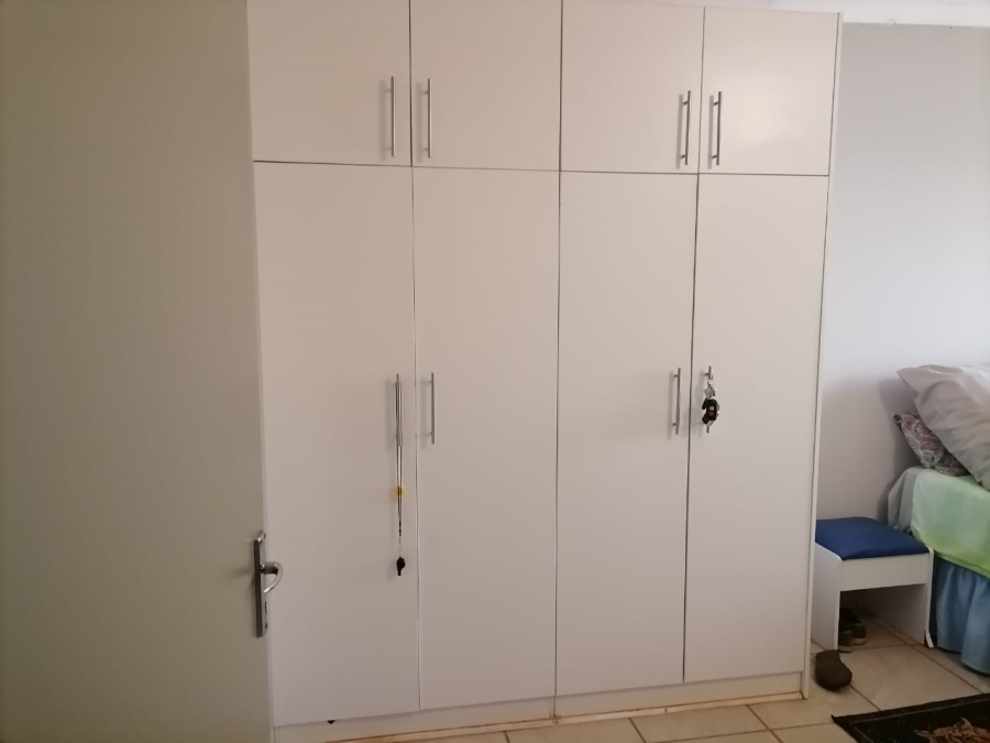 To Let 2 Bedroom Property for Rent in Savanna City Gauteng