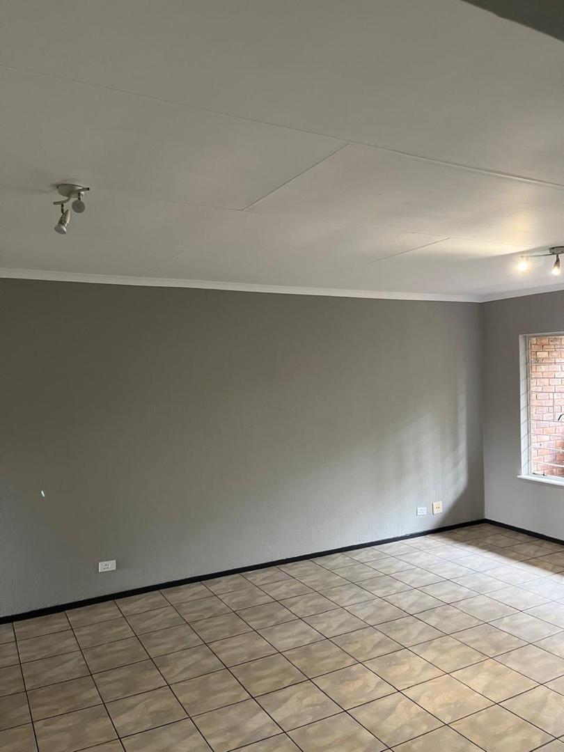 To Let 3 Bedroom Property for Rent in Ferndale Gauteng