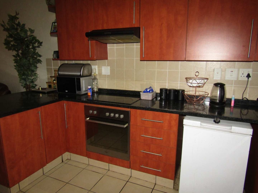 2 Bedroom Property for Sale in Ravenswood Gauteng