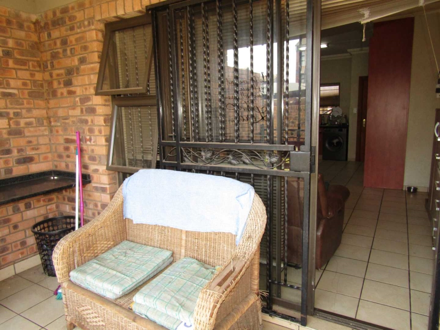 2 Bedroom Property for Sale in Ravenswood Gauteng