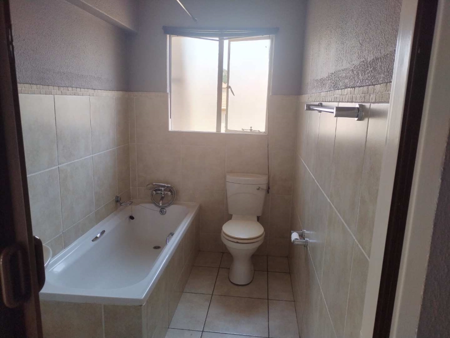 2 Bedroom Property for Sale in Pomona Gauteng