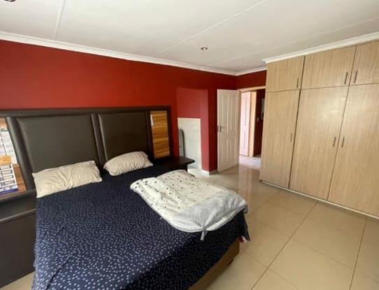 3 Bedroom Property for Sale in Eersterust Gauteng