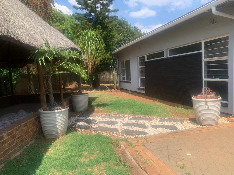 3 Bedroom Property for Sale in Birchleigh Gauteng