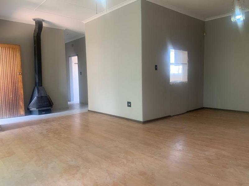 3 Bedroom Property for Sale in Birchleigh Gauteng