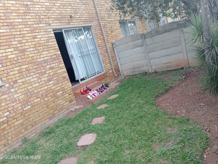 2 Bedroom Property for Sale in Birch Acres Gauteng