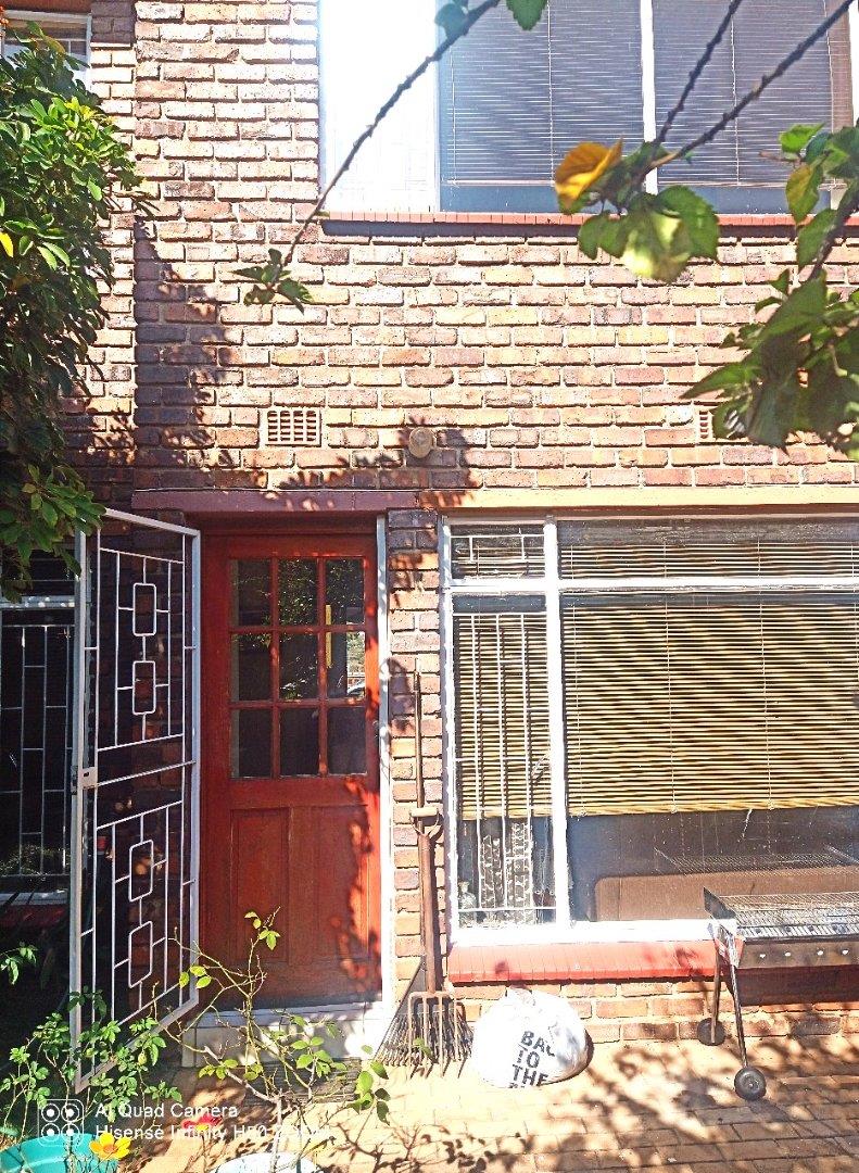 2 Bedroom Property for Sale in Birchleigh Gauteng