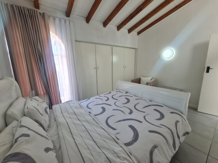 2 Bedroom Property for Sale in The Hill Gauteng