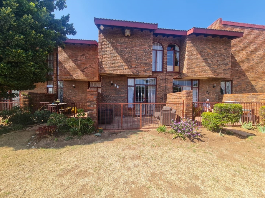 2 Bedroom Property for Sale in The Hill Gauteng