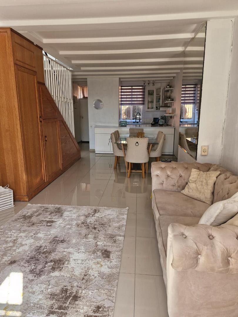 2 Bedroom Property for Sale in The Hill Gauteng