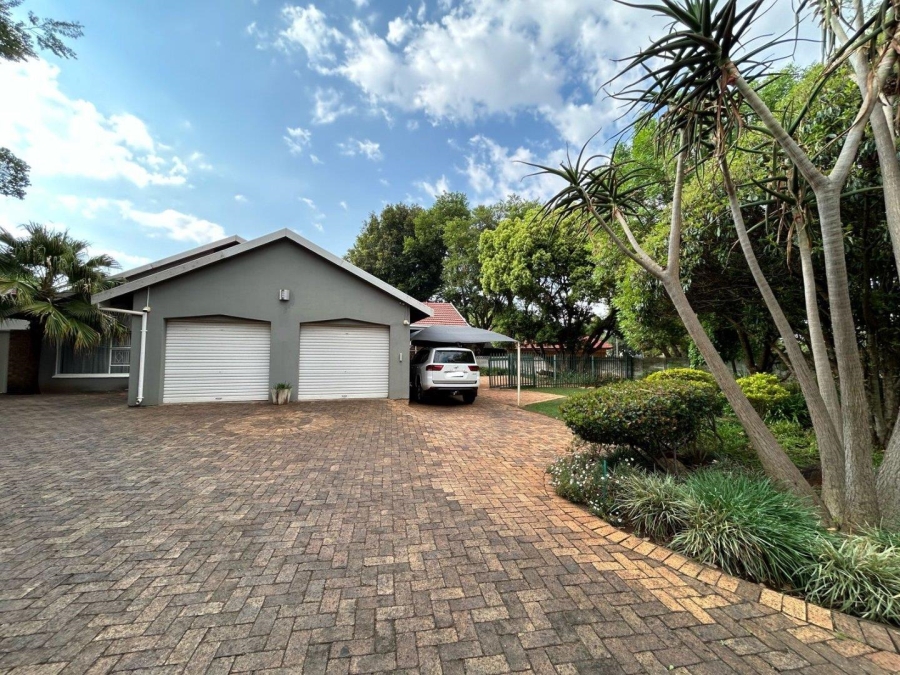 4 Bedroom Property for Sale in Rynfield Gauteng