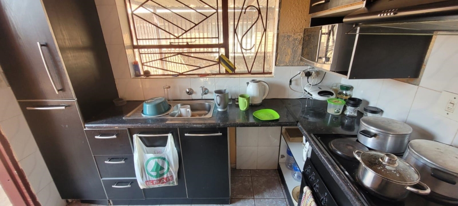 2 Bedroom Property for Sale in Soshanguve WW Gauteng