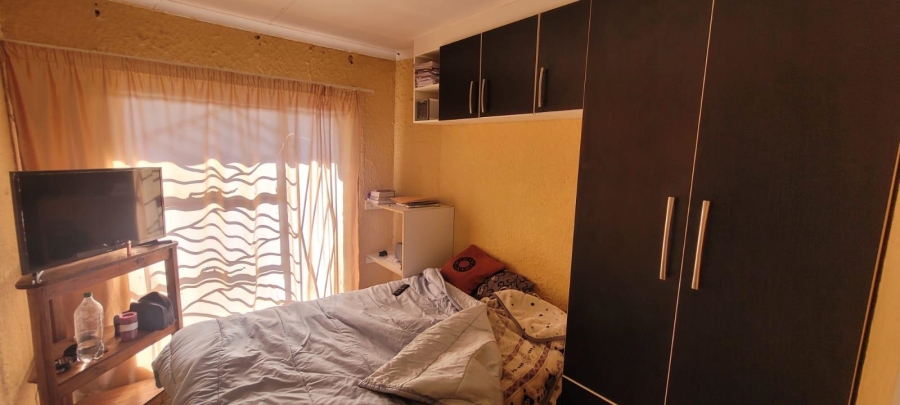 2 Bedroom Property for Sale in Soshanguve WW Gauteng