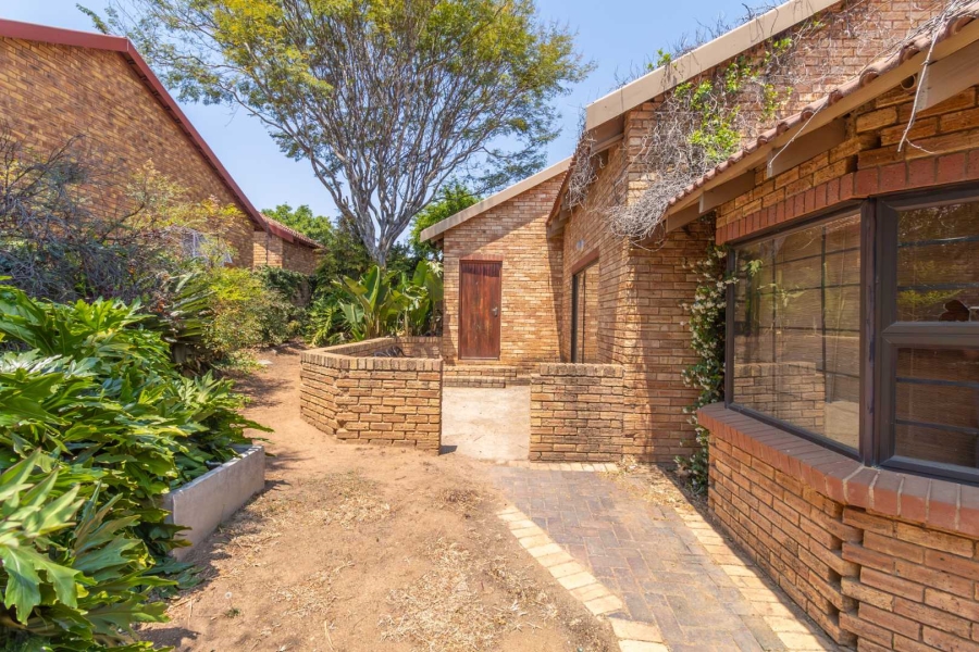 3 Bedroom Property for Sale in Honeydew Ridge Gauteng