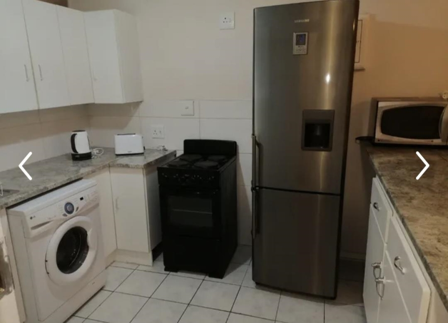 To Let 1 Bedroom Property for Rent in Benmore Gauteng