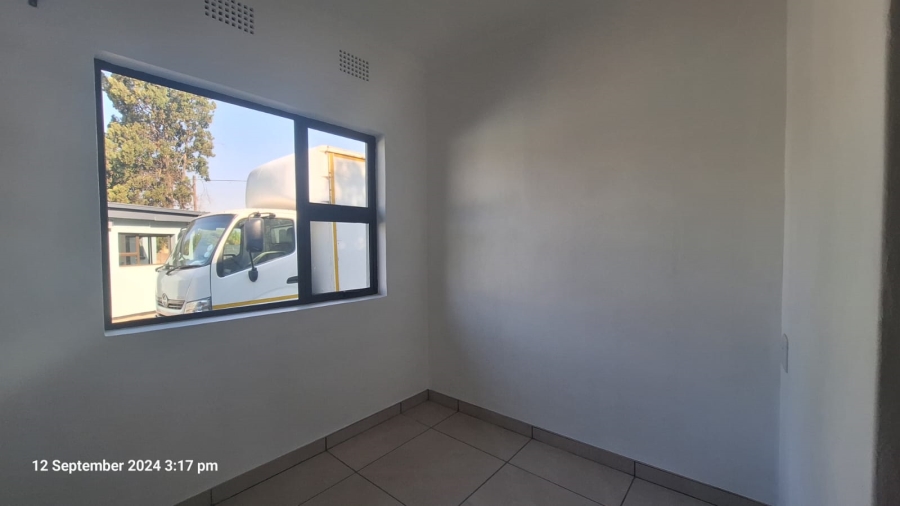 To Let 1 Bedroom Property for Rent in Atlasville Gauteng