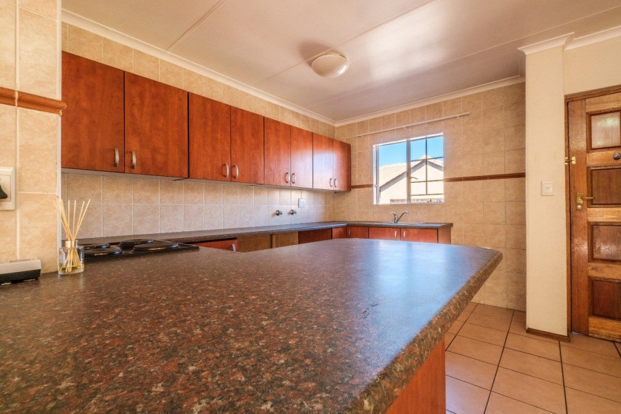 To Let 2 Bedroom Property for Rent in Brentwood Gauteng