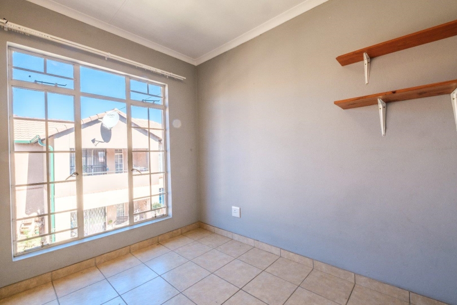 To Let 2 Bedroom Property for Rent in Brentwood Gauteng