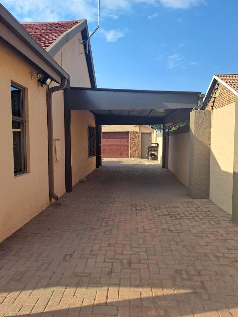 4 Bedroom Property for Sale in Modder East Gauteng