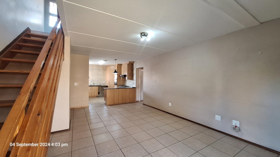 To Let 4 Bedroom Property for Rent in Pomona Gauteng