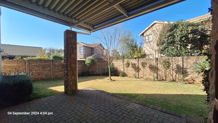 To Let 4 Bedroom Property for Rent in Pomona Gauteng