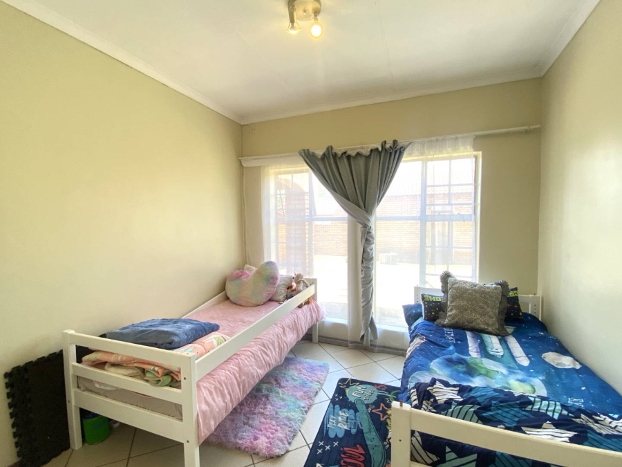 3 Bedroom Property for Sale in Equestria Gauteng