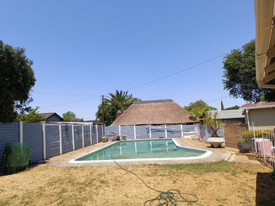 4 Bedroom Property for Sale in Valhalla Gauteng