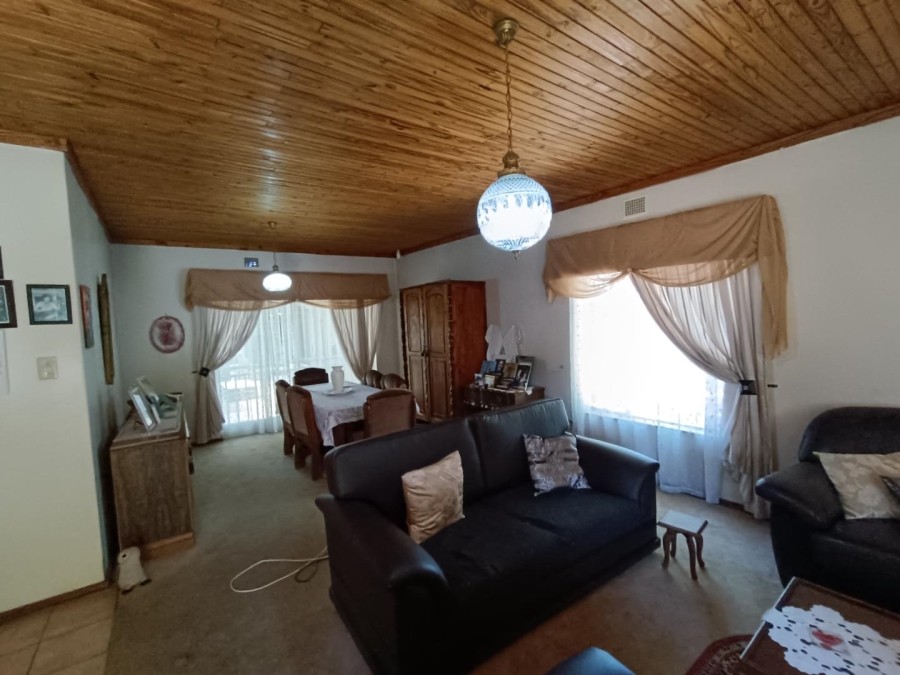 4 Bedroom Property for Sale in Valhalla Gauteng