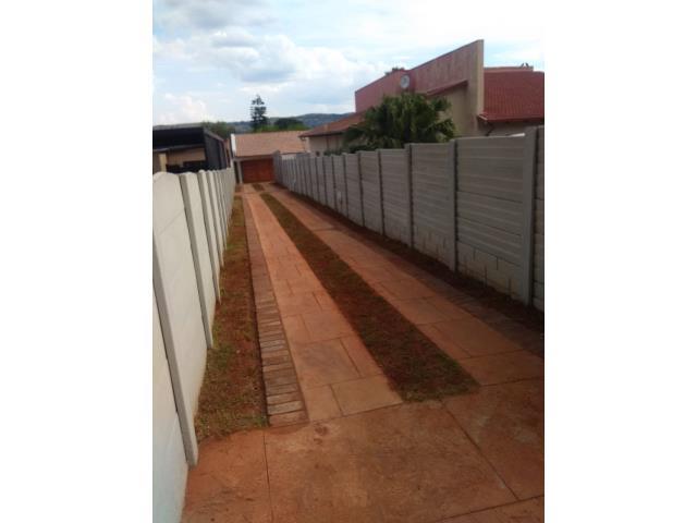 3 Bedroom Property for Sale in Mountain View Gauteng