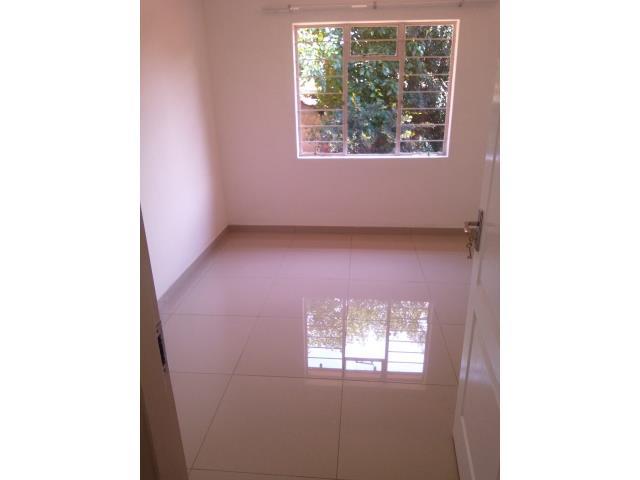 3 Bedroom Property for Sale in Mountain View Gauteng