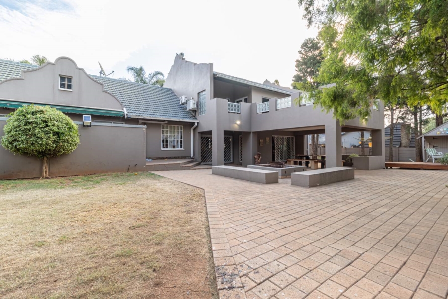 3 Bedroom Property for Sale in Wilgeheuwel Gauteng