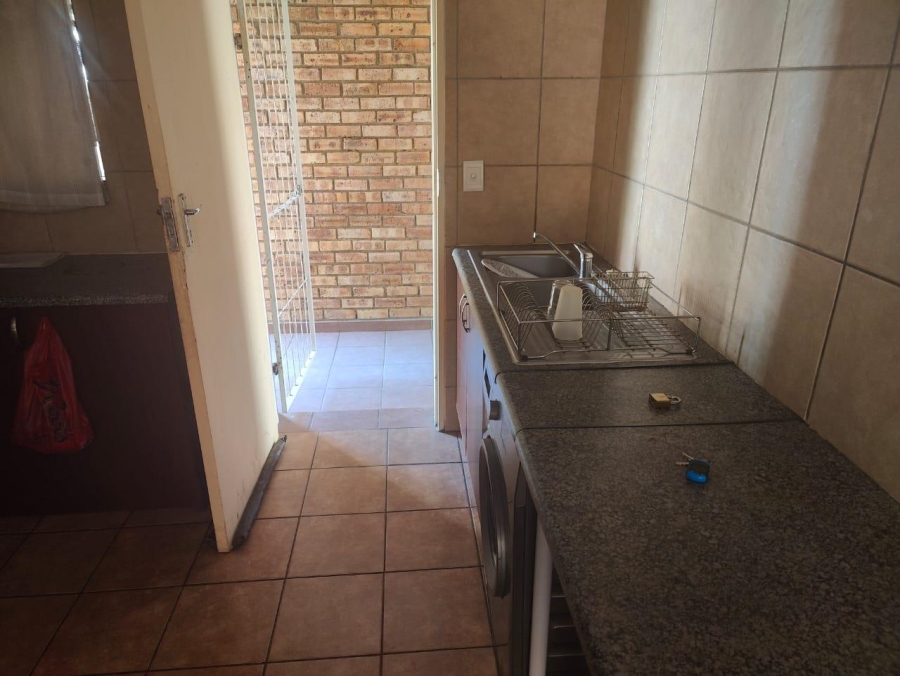 2 Bedroom Property for Sale in North Riding Gauteng