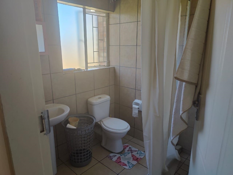 2 Bedroom Property for Sale in North Riding Gauteng