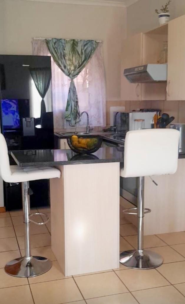 2 Bedroom Property for Sale in Esther Park Gauteng