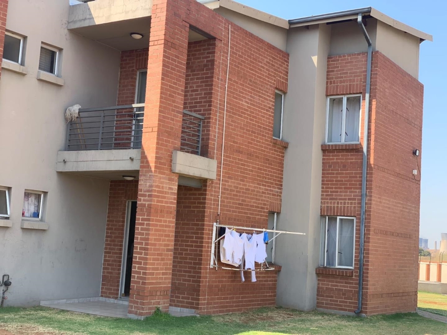 2 Bedroom Property for Sale in Esther Park Gauteng