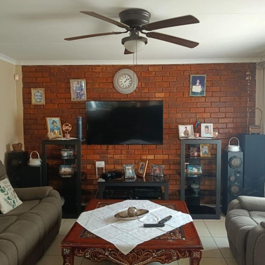 3 Bedroom Property for Sale in Norkem Park Gauteng