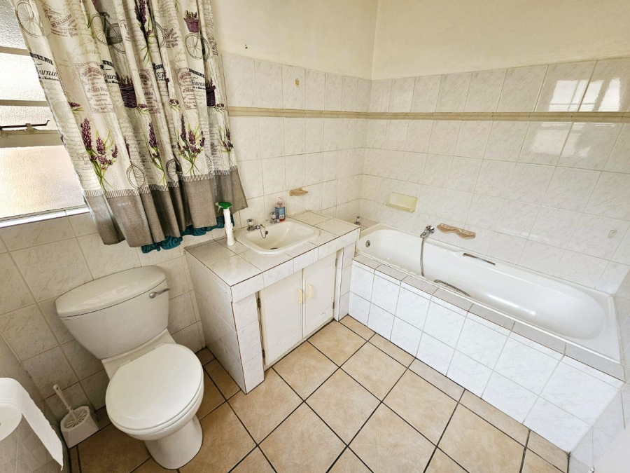 3 Bedroom Property for Sale in Villieria Gauteng