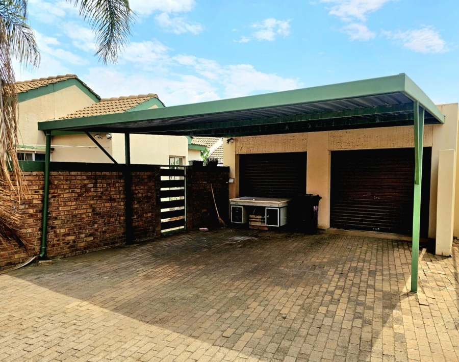 3 Bedroom Property for Sale in Villieria Gauteng