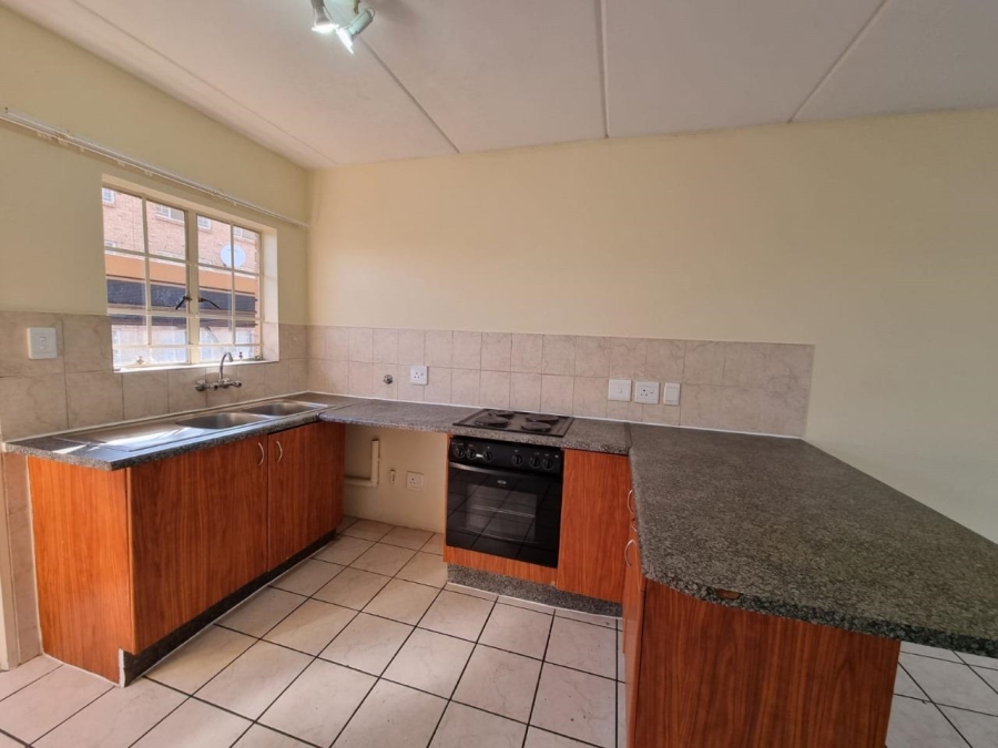 To Let 2 Bedroom Property for Rent in Mindalore Gauteng