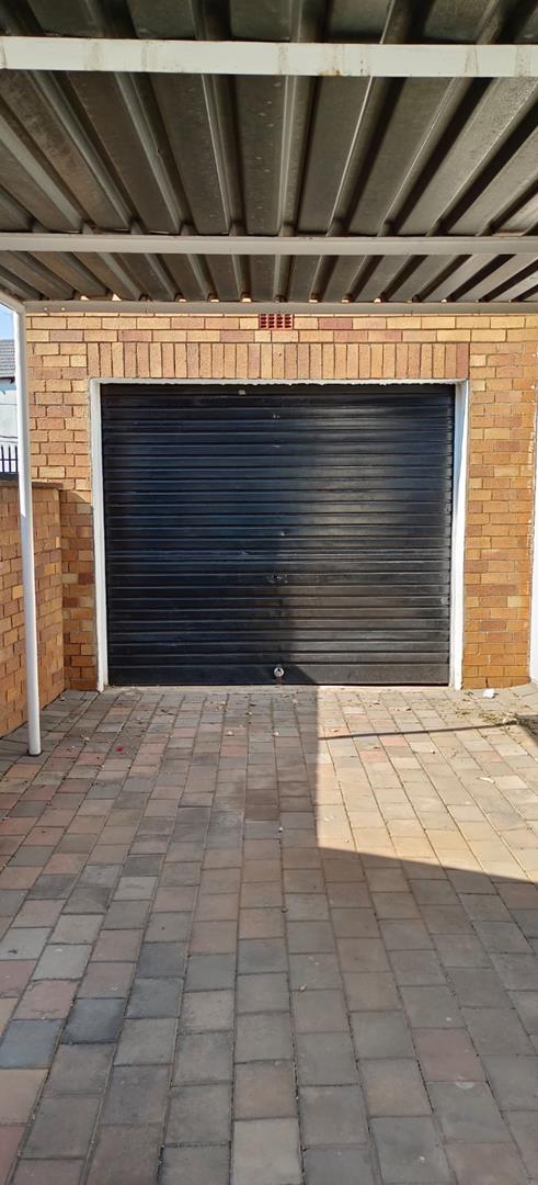 0 Bedroom Property for Sale in Robertsham Gauteng