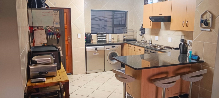 3 Bedroom Property for Sale in Mulbarton Ext 2 Gauteng