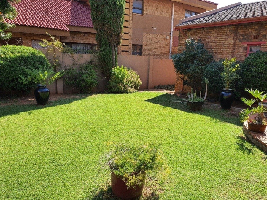 3 Bedroom Property for Sale in Lenasia South Gauteng